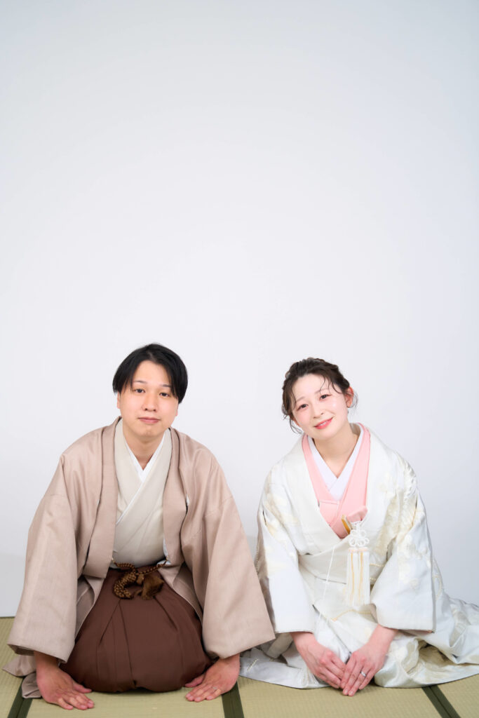 ピンクの掛下を取り入れたおしゃれな白無垢コーデ